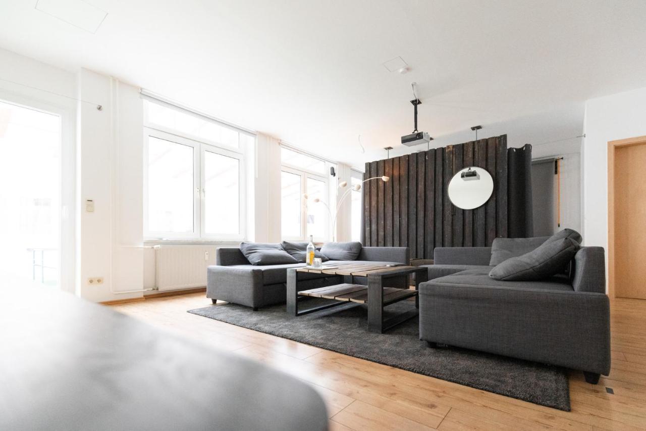 230 M2 Loft Mit Eigenem Wintergarten Mit Tischtennis & Dart, Kostenloser Parkplatz 에르푸르트 외부 사진